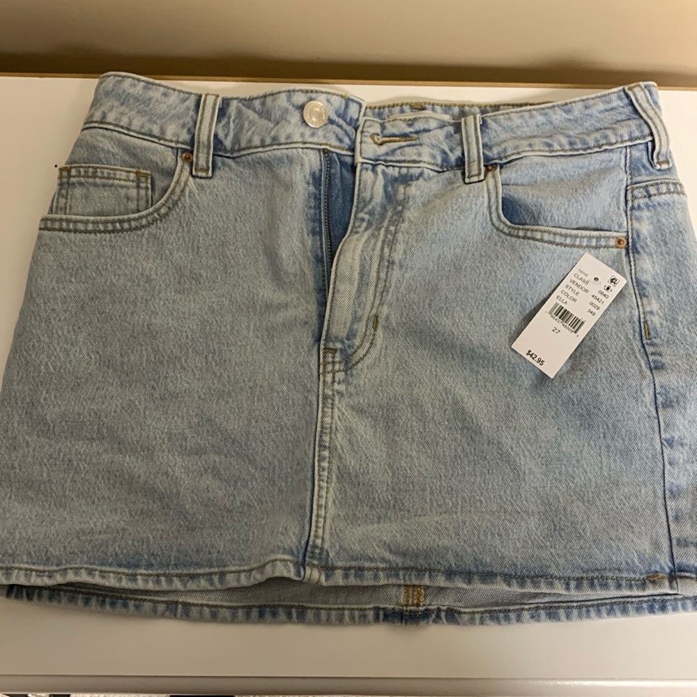 Jean skirt never worn